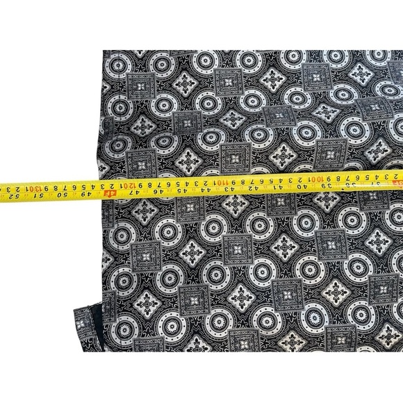 Majestic Black and Gray Patterned Men's Shirt - Picture 8 of 10